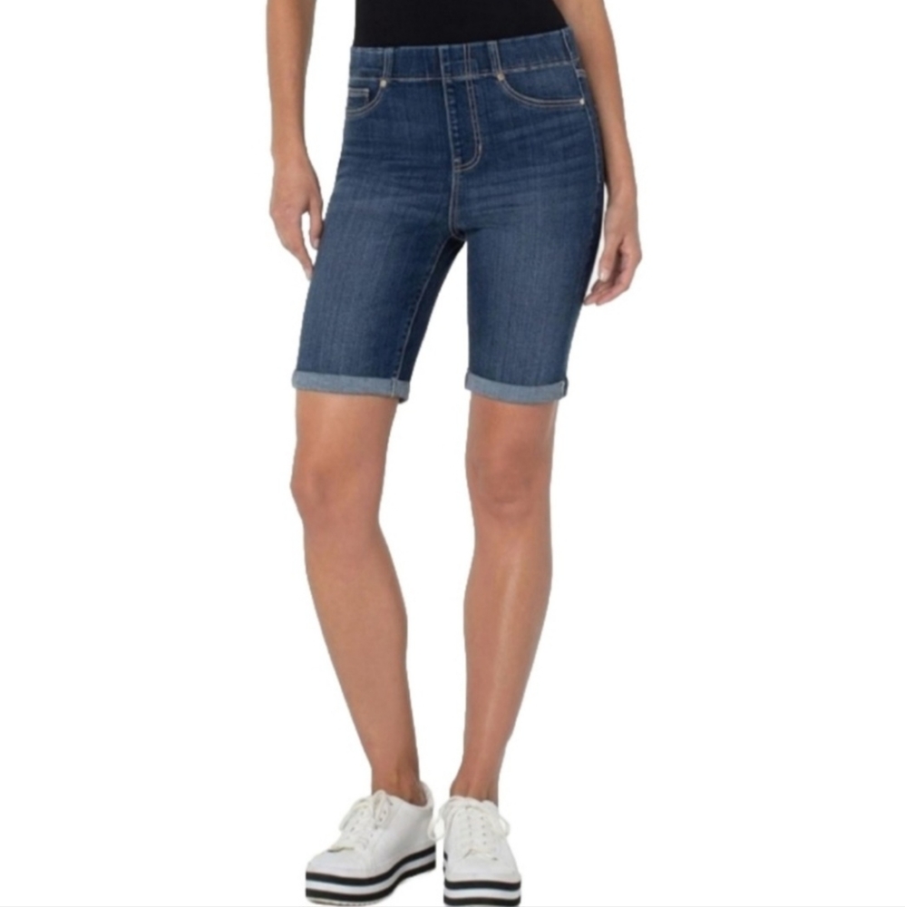Liverpool Women's Chloe Pull-On Bermuda Rolled cuff shorts